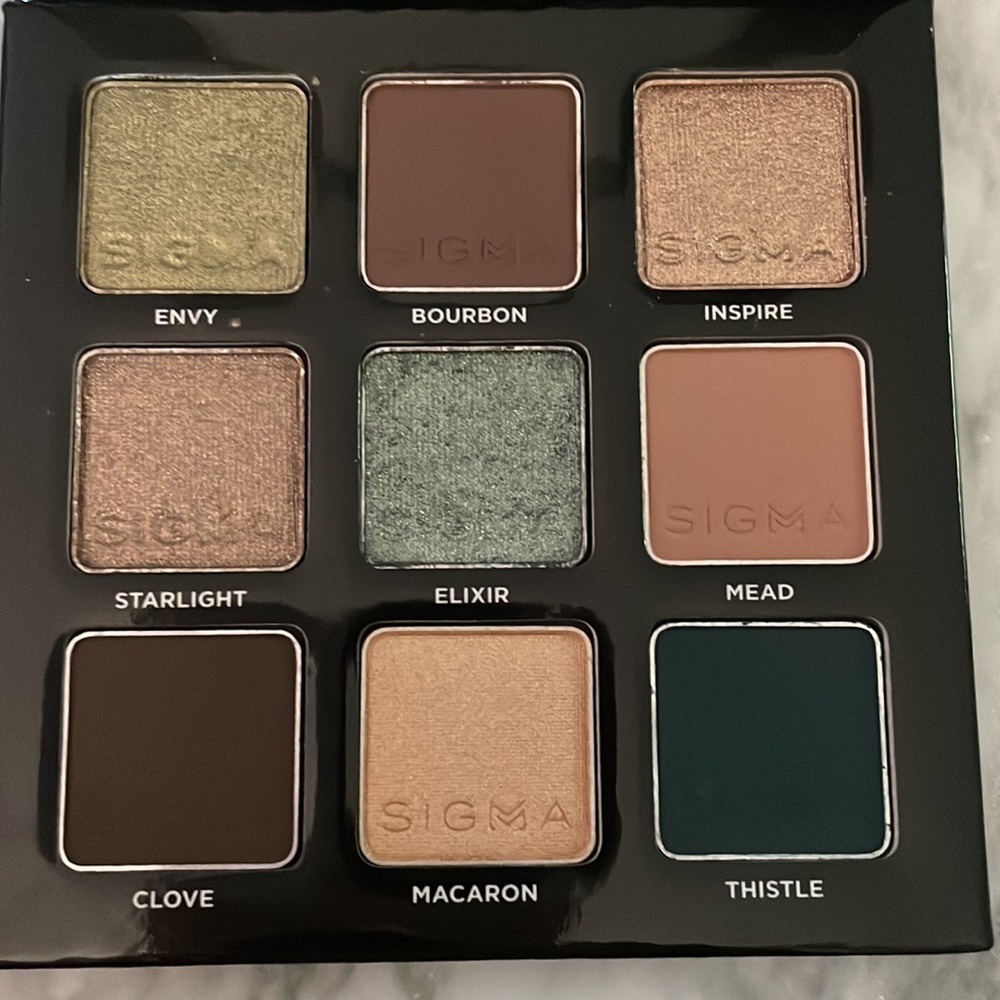 Sigma Beauty Eyeshadow Pallet - Ivy